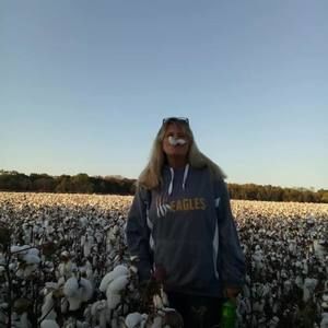 Meet your Posher, Pam